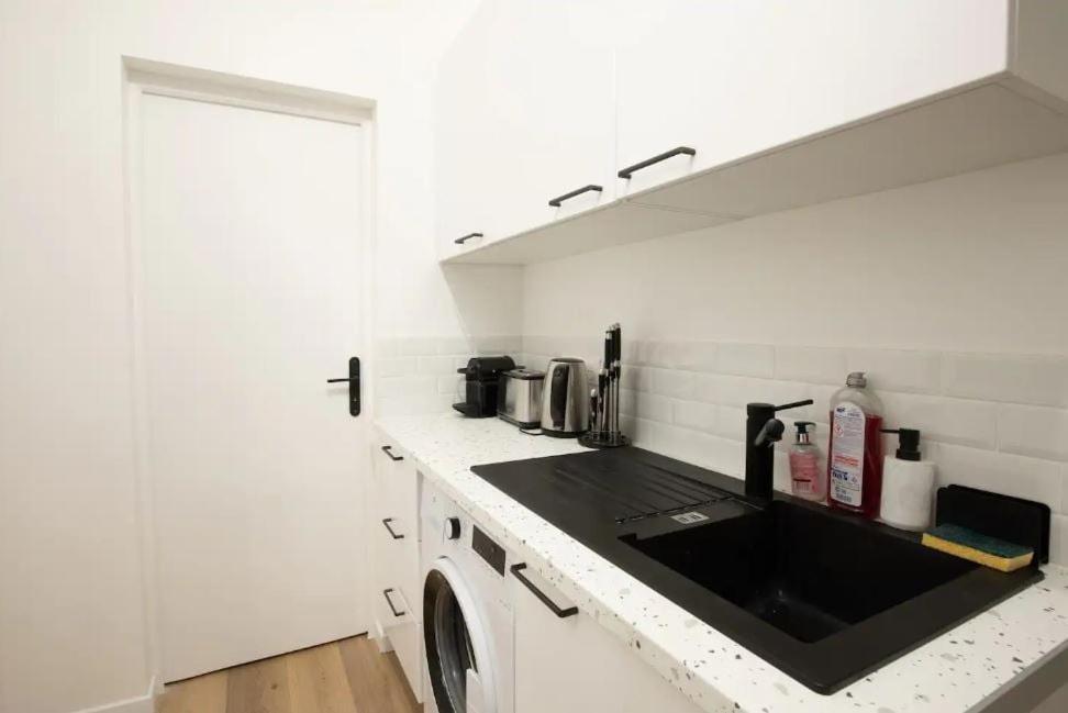 DEMAISTRE Refurbished apartment close to Sacré Coeur 4P Paris Extérieur photo